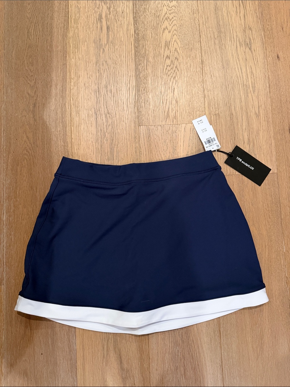 Abercrombie & Fitch Navy and White Athletic Skort